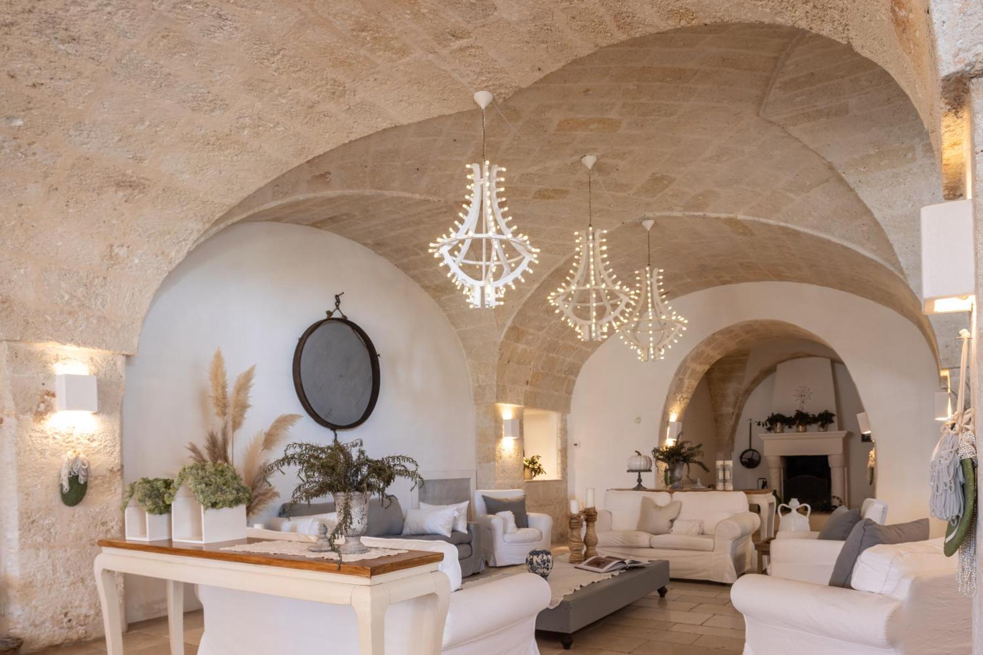 Masseria Eccellenza Pezze Di Greco Luaran gambar