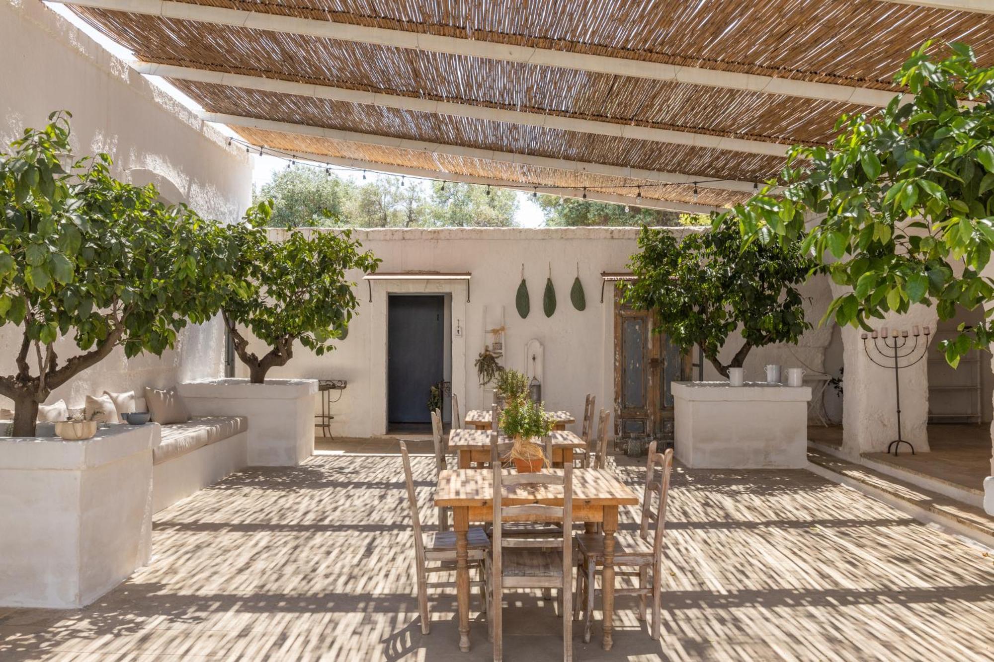 Masseria Eccellenza Pezze Di Greco Luaran gambar