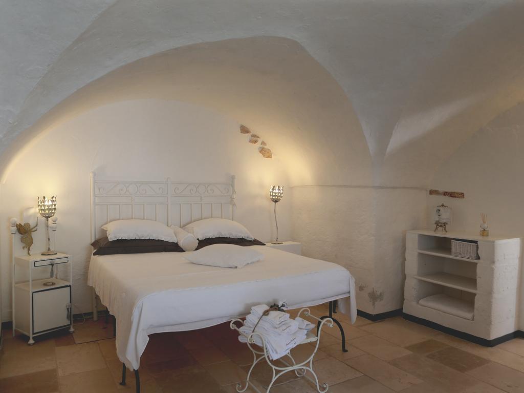 Masseria Eccellenza Pezze Di Greco Luaran gambar